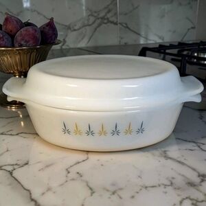 Fire King Milk Glass Casserole Dish with Lid 1.5qt 433 Candle Glow Vintage